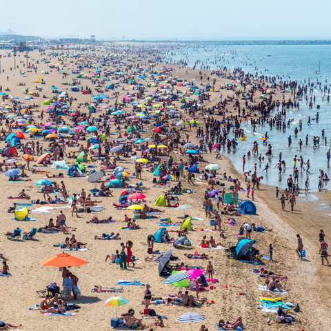 Beach Chair Wars: Always Give Wide Berth